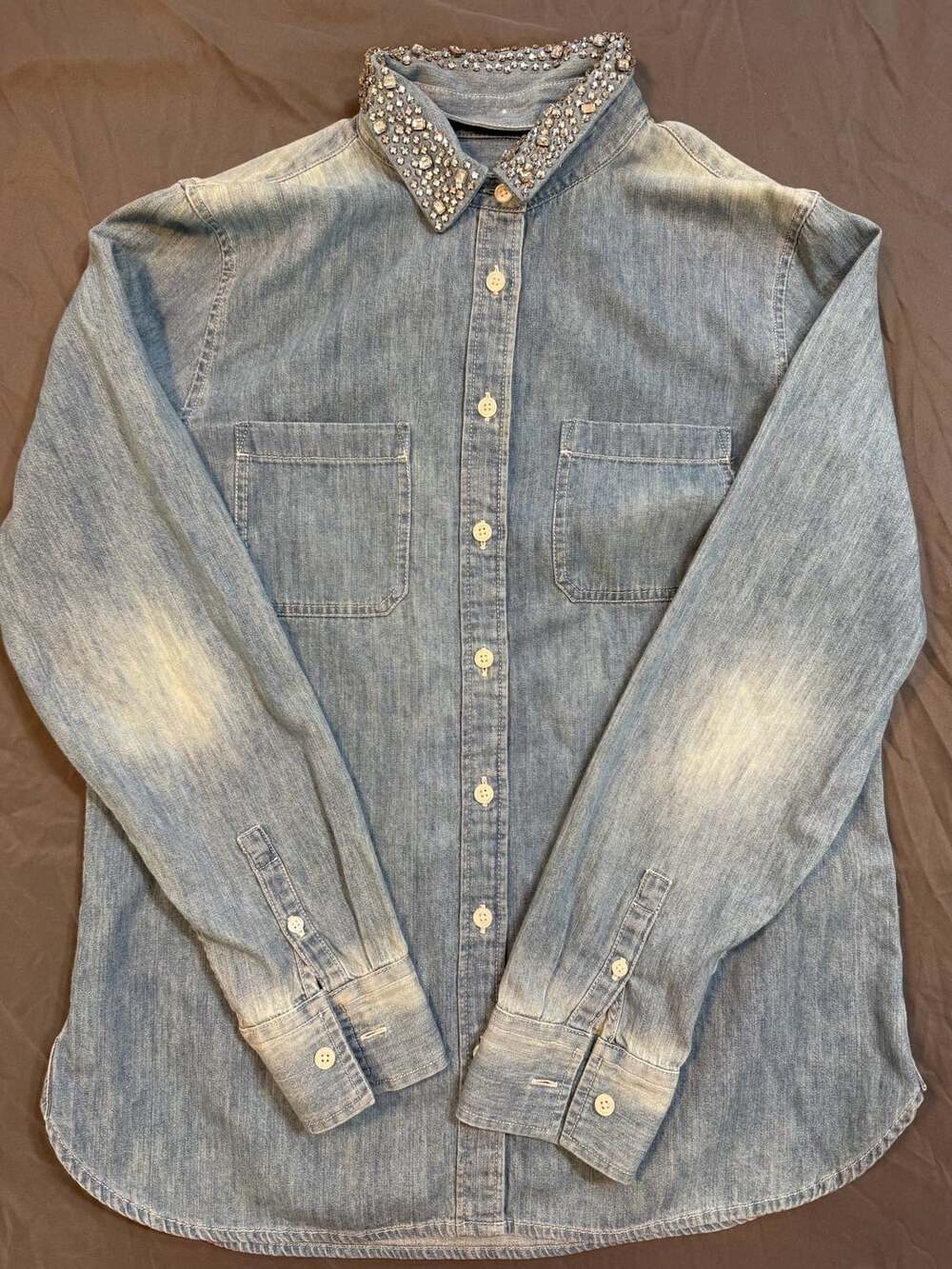 Talbots Women’s Size 8 Chambray Denim Shirt Rhinestone Jeweled Collar